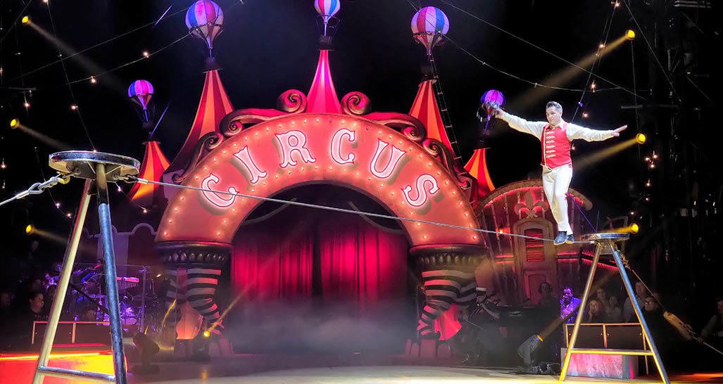 Un espectáculo que va más allá,  transformando una clásica pista de circo en una increíble pista de hielo